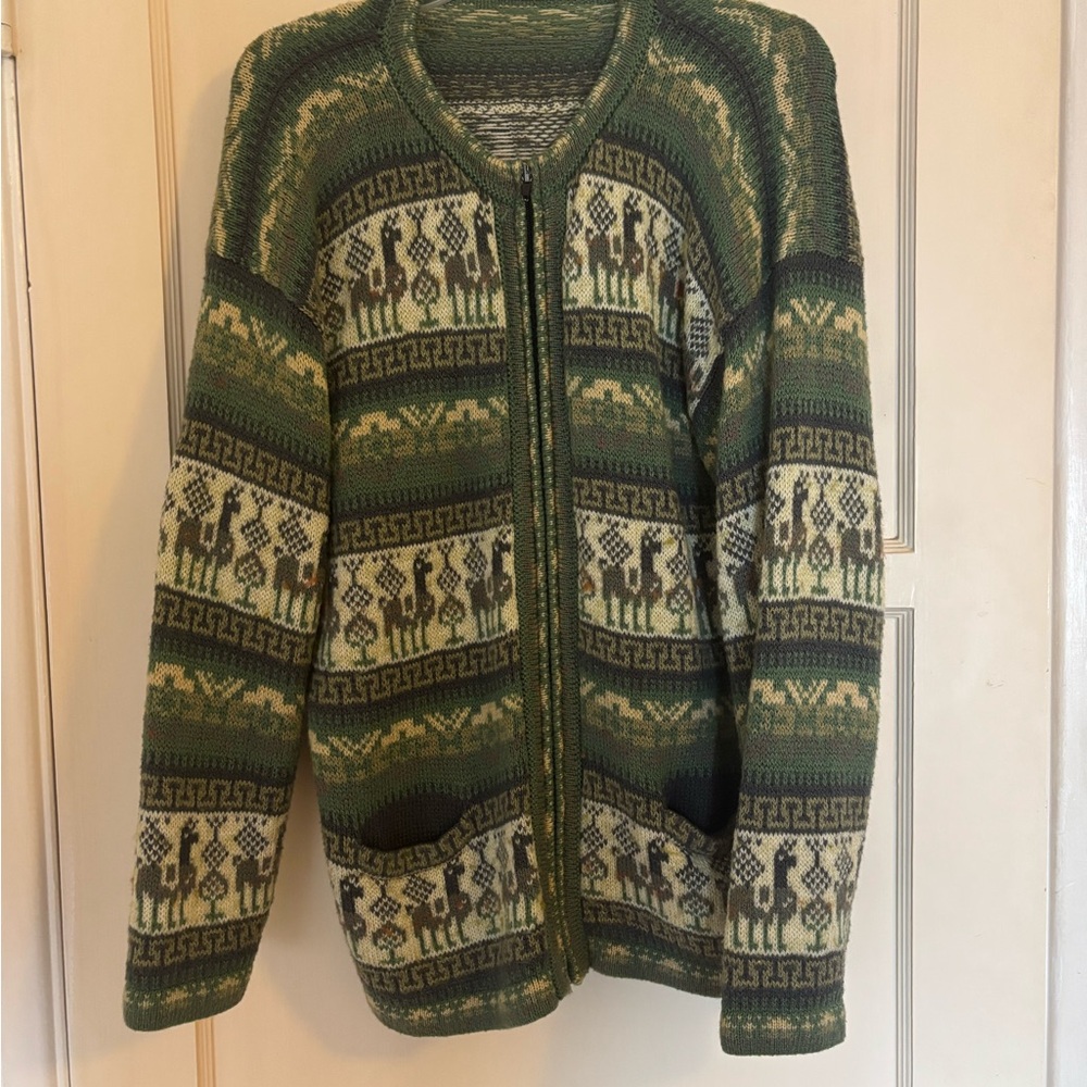 Green Alpaca-Pattern Knit Cardigan